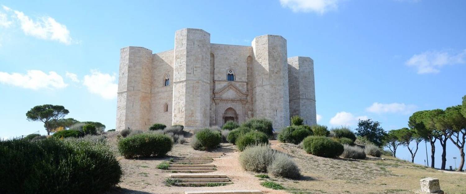 On the footsteps of Frederick II in Apulia
